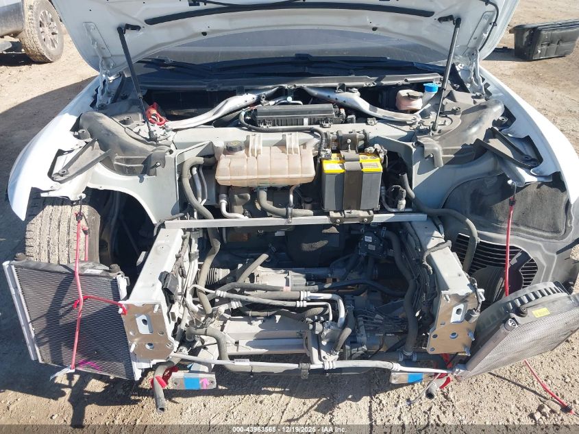 2016 Tesla Model S 60D/70D/75D/85D/90D VIN: 5YJSA1E24GF150856 Lot: 43963565