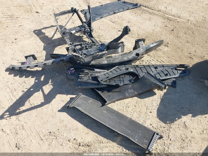 2016 Tesla Model S 60D/70D/75D/85D/90D VIN: 5YJSA1E24GF150856 Lot: 43963565