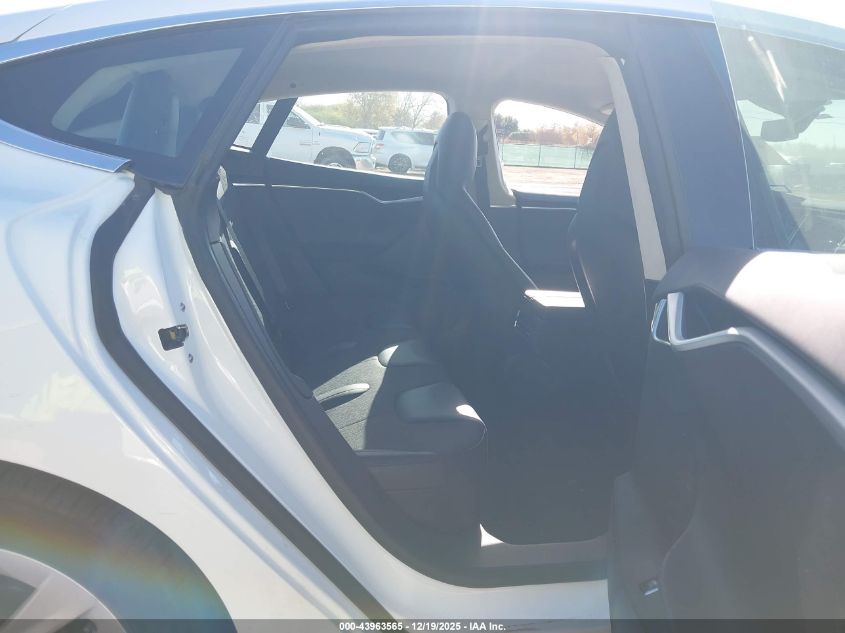 2016 Tesla Model S 60D/70D/75D/85D/90D VIN: 5YJSA1E24GF150856 Lot: 43963565