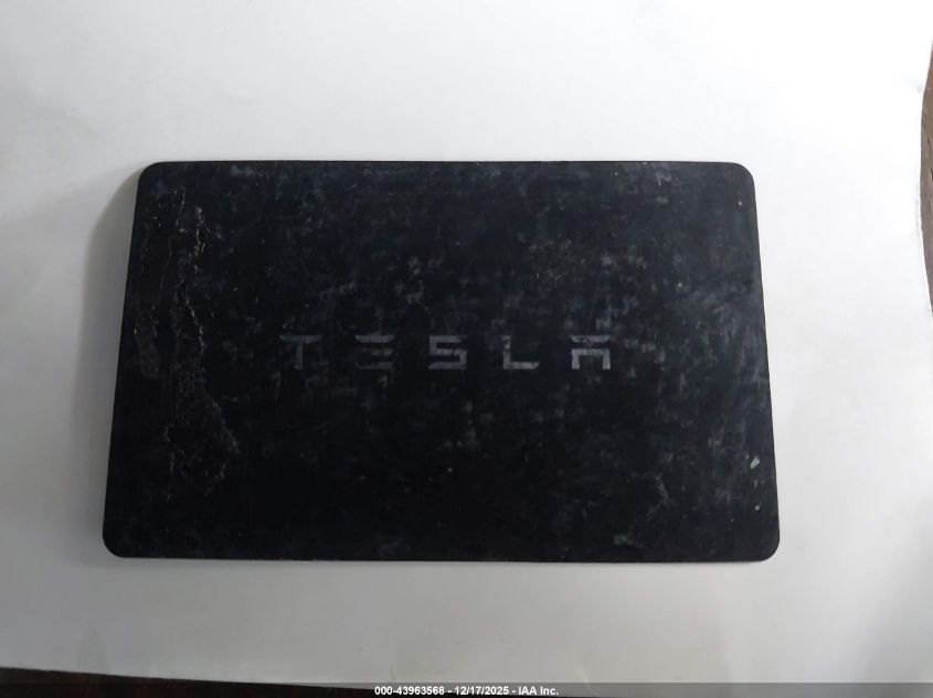 2023 Tesla Model S Dual Motor All-Wheel Drive/Standard Range VIN: 5YJSA1E50PF521926 Lot: 43963568