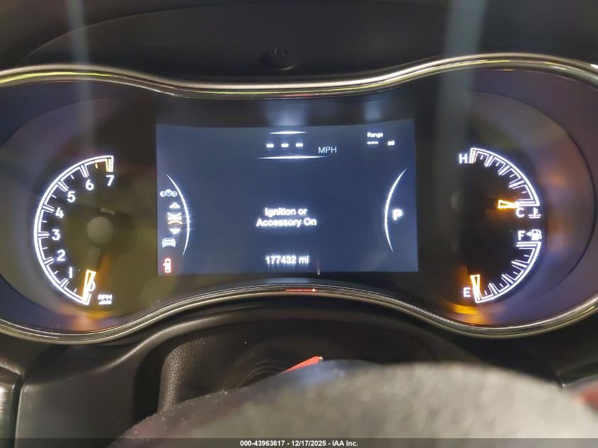 2017 Jeep Grand Cherokee Trailhawk 4X4 VIN: 1C4RJFLG6HC932570 Lot: 43963617