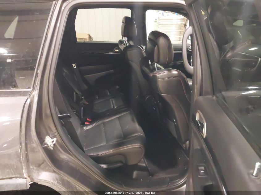 2017 Jeep Grand Cherokee Trailhawk 4X4 VIN: 1C4RJFLG6HC932570 Lot: 43963617