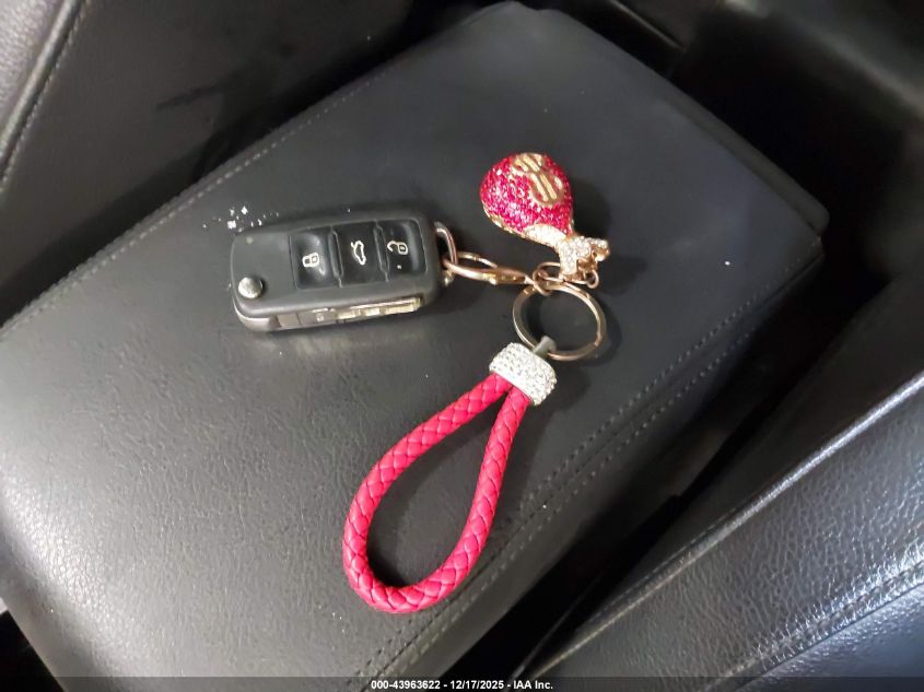 2012 Volkswagen Passat 2.5L Se VIN: 1VWBP7A37CC020347 Lot: 43963622