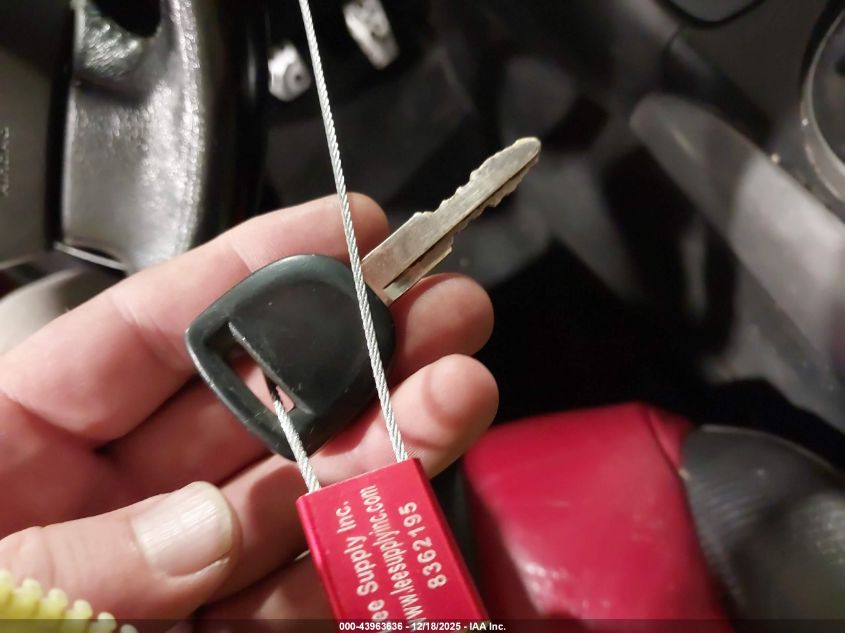 2004 Mazda Rx-8 6 Speed Manual VIN: JM1FE173940116532 Lot: 43963636