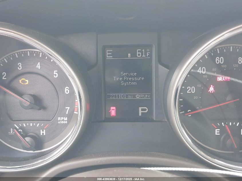 2011 Jeep Grand Cherokee Overland VIN: 1J4RR6GG5BC528793 Lot: 43963639