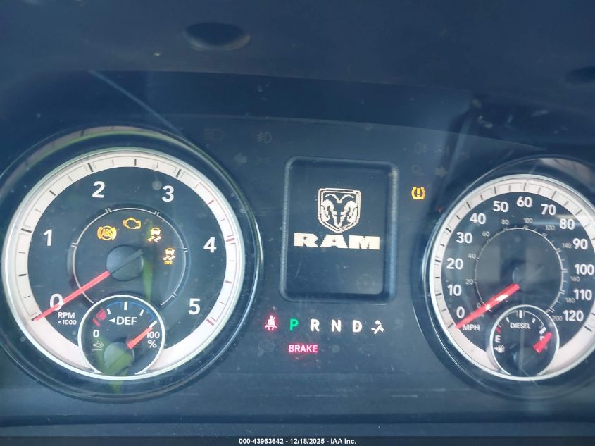 2018 Ram 2500 Tradesman 4X4 8' Box VIN: 3C6UR5HL3JG418009 Lot: 43963642