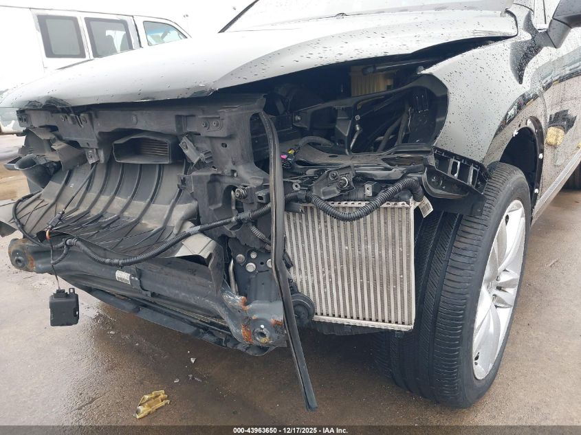 2014 Volkswagen Touareg Tdi Executive VIN: WVGEP9BP7ED011587 Lot: 43963650