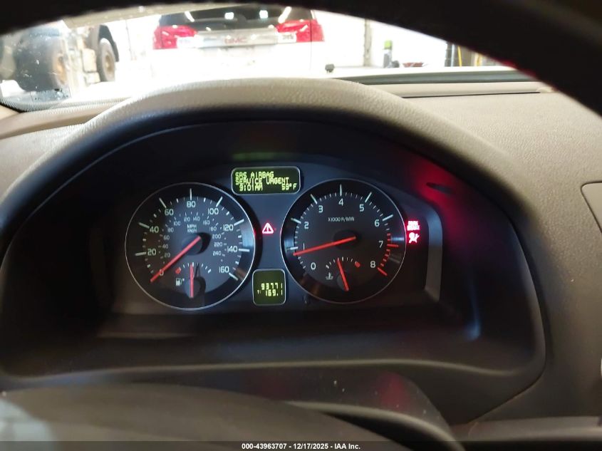 2012 Volvo C30 T5 VIN: YV1672MK4C2280702 Lot: 43963707