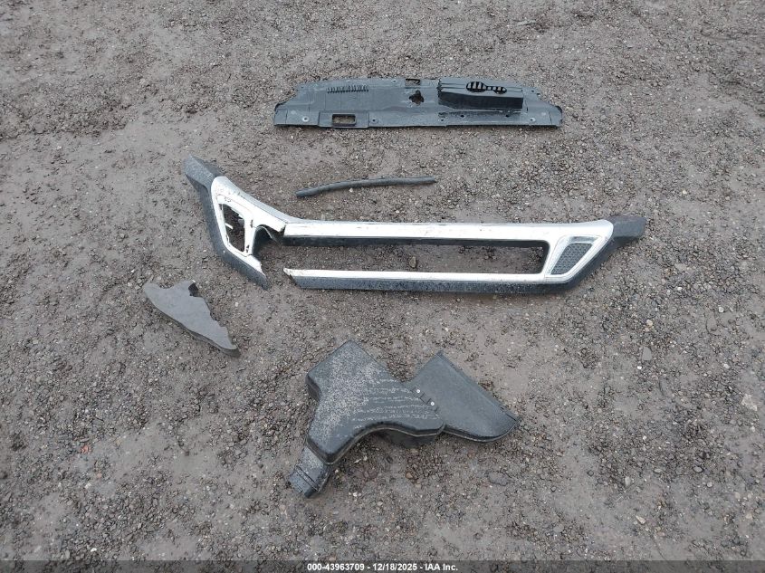 2020 Mitsubishi Outlander Es 2.4 S-Awc VIN: JA4AZ3A33LZ026686 Lot: 43963709