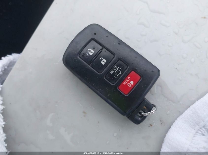 2017 Toyota Rav4 Limited VIN: 2T3DFREV5HW580104 Lot: 43963718