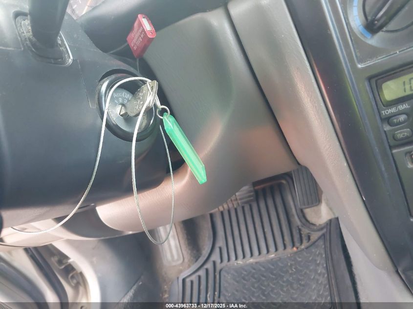 1999 Subaru Forester L VIN: JF1SF6351XH702377 Lot: 43963733