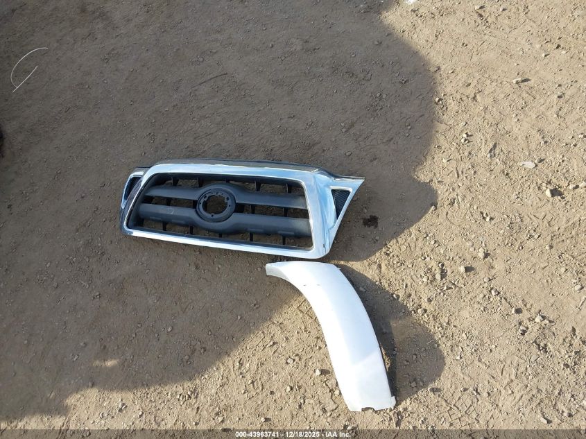 2005 Toyota Tacoma Prerunner V6 VIN: 3TMJU62N25M005743 Lot: 43963741