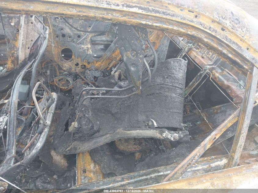 2000 Acura Tl 3.2 VIN: 19UUA5667YA040641 Lot: 43963763