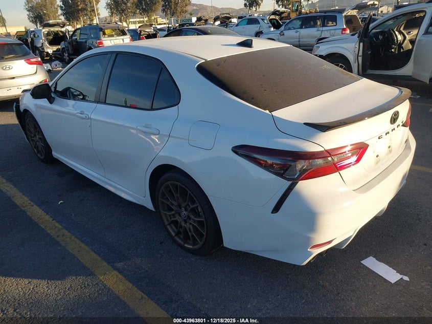 2024 Toyota Camry Hybrid Se Nightshade
