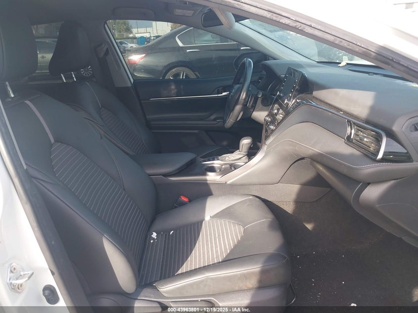 2024 Toyota Camry Hybrid Se Nightshade