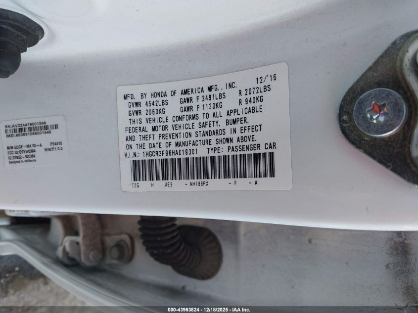 2017 Honda Accord Touring V6 VIN: 1HGCR3F96HA019301 Lot: 43963824
