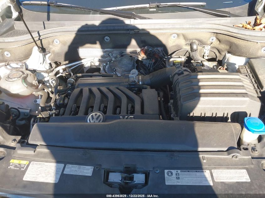 2019 Volkswagen Atlas 3.6L V6 Se W/Technology R-Line VIN: 1V2XR2CA7KC576642 Lot: 43963829