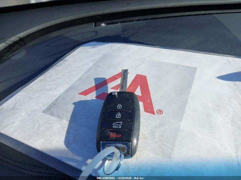 2018 Kia Sorento 3.3L Lx VIN: 5XYPG4A59JG405846 Lot: 43963852