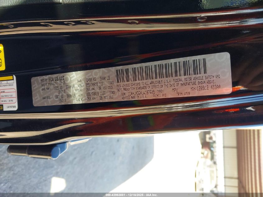 2020 Jeep Wrangler Unlimited Sport Altitude 4X4 VIN: 1C4HJXDGXLW187605 Lot: 43963881