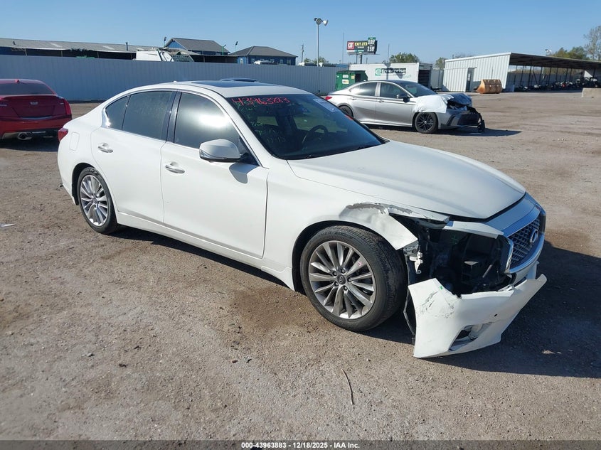 2021 Infiniti Q50 Luxe