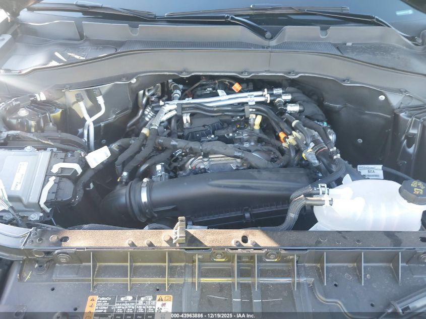 2025 Ford Explorer Active VIN: 1FMUK7DH2SGB73769 Lot: 43963886