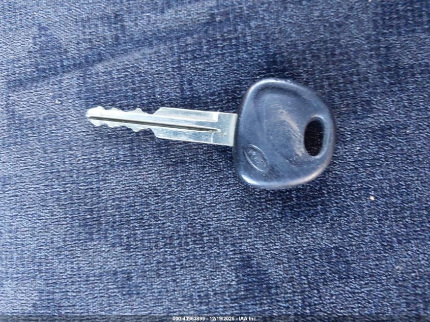 2008 Kia Sorento Lx VIN: KNDJC735385840431 Lot: 43963899