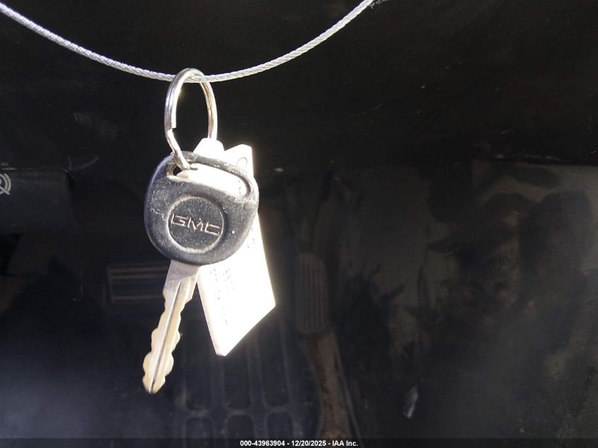 2006 GMC Savana Work Van VIN: 1GTFG15X261217215 Lot: 43963904