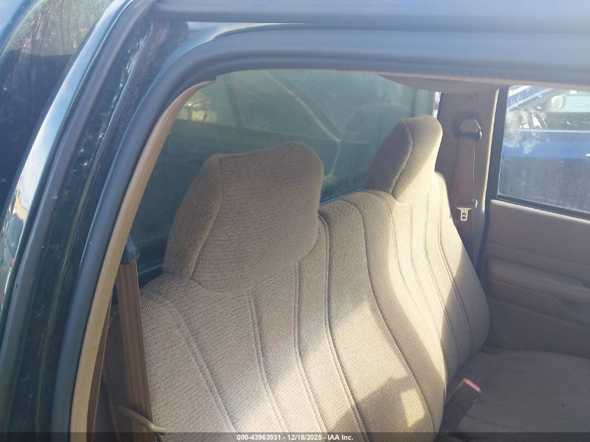 2001 Chevrolet S-10 VIN: 1GCCS14W618224226 Lot: 43963931