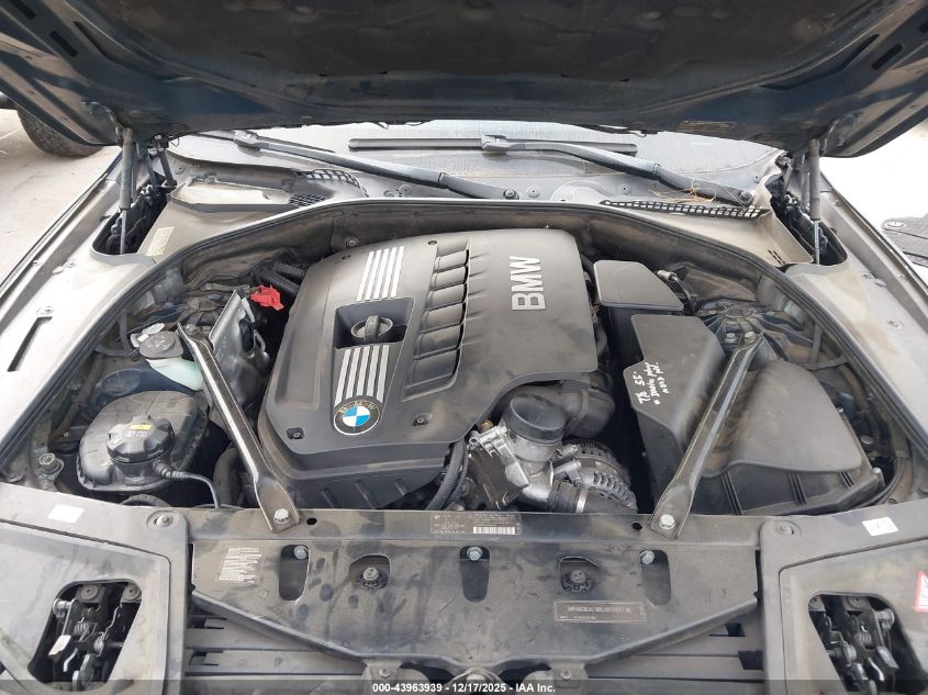 2011 BMW 528I VIN: WBAFR1C50BC742636 Lot: 43963939