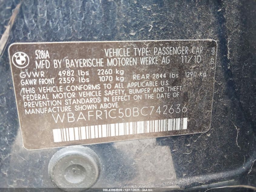 2011 BMW 528I VIN: WBAFR1C50BC742636 Lot: 43963939