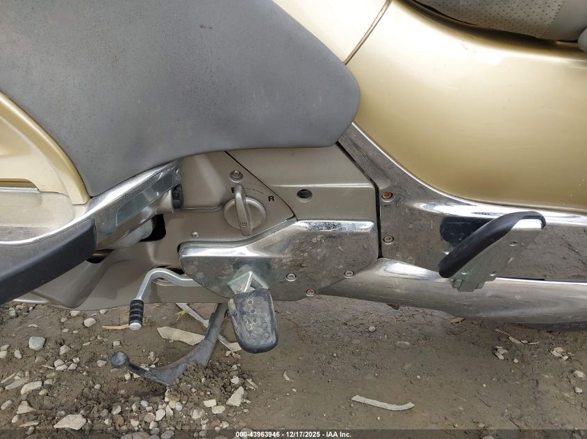 2005 BMW K1200 Lt VIN: WB10559A95ZL72074 Lot: 43963946