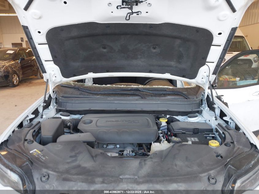 2020 Jeep Cherokee Latitude 4X4 VIN: 1C4PJMCB8LD631320 Lot: 43963971