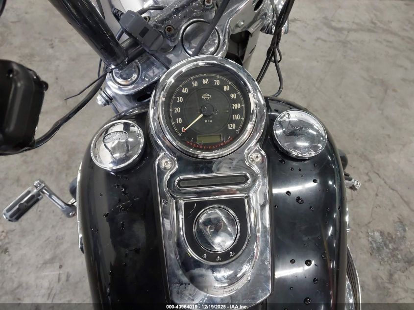 2013 Harley-Davidson Fld Switchback VIN: 1HD1GZM18DC327403 Lot: 43964018