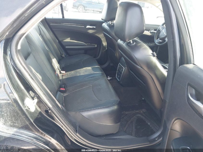 2015 Chrysler 300C VIN: 2C3CCAEG7FH818821 Lot: 43964023