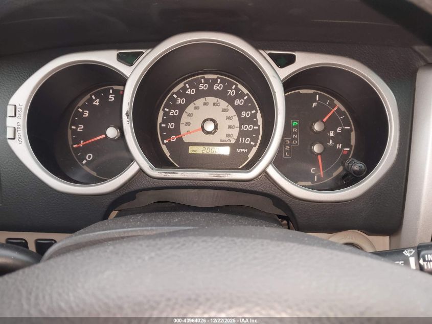 2004 Toyota 4Runner Sr5 V6 VIN: JTEBU14R348027661 Lot: 43964026