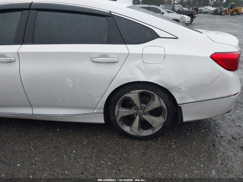 2018 Honda Accord Touring VIN: 1HGCV1F90JA175761 Lot: 43964041