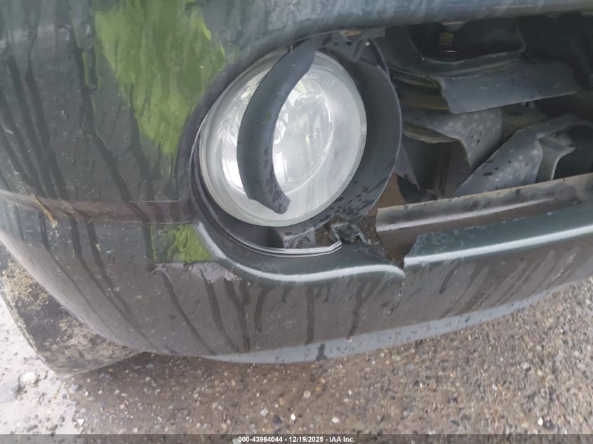 2004 Ford Explorer Nbx/Xlt VIN: 1FMZU73K54UB92768 Lot: 43964044