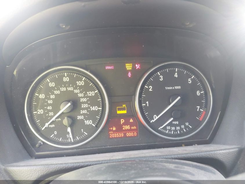 2006 BMW 325Xi VIN: WBAVD13516KV14229 Lot: 43964108