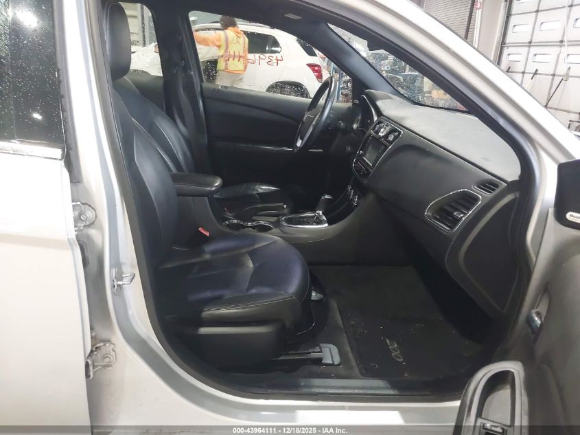 2012 Chrysler 200 Limited VIN: 1C3CCBCB3CN197223 Lot: 43964111