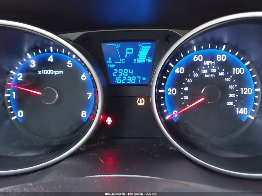 2010 Hyundai Tucson Gls VIN: KM8JT3ACXAU076756 Lot: 43964125