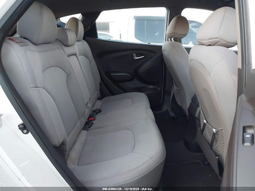 2010 Hyundai Tucson Gls VIN: KM8JT3ACXAU076756 Lot: 43964125