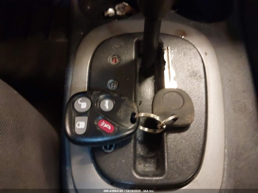 2007 Saturn Ion 2 VIN: 1G8AN15F67Z105733 Lot: 43964140