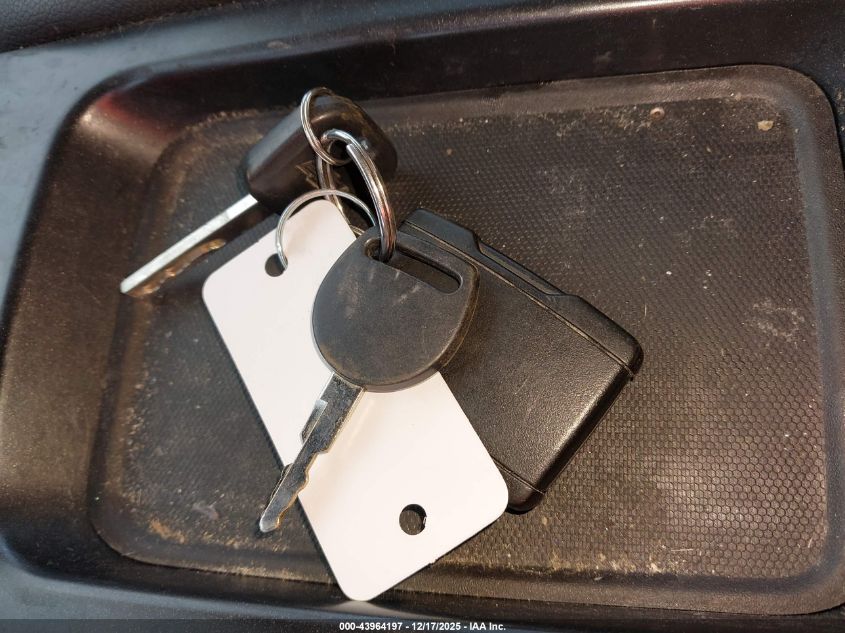 2017 Chevrolet Silverado 1500 2Lt VIN: 3GCUKREC0HG118981 Lot: 43964197