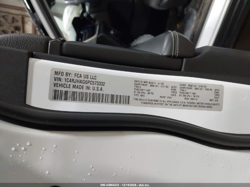 2023 Jeep Grand Cherokee Laredo 4X4 VIN: 1C4RJHAG6PC573332 Lot: 43964232