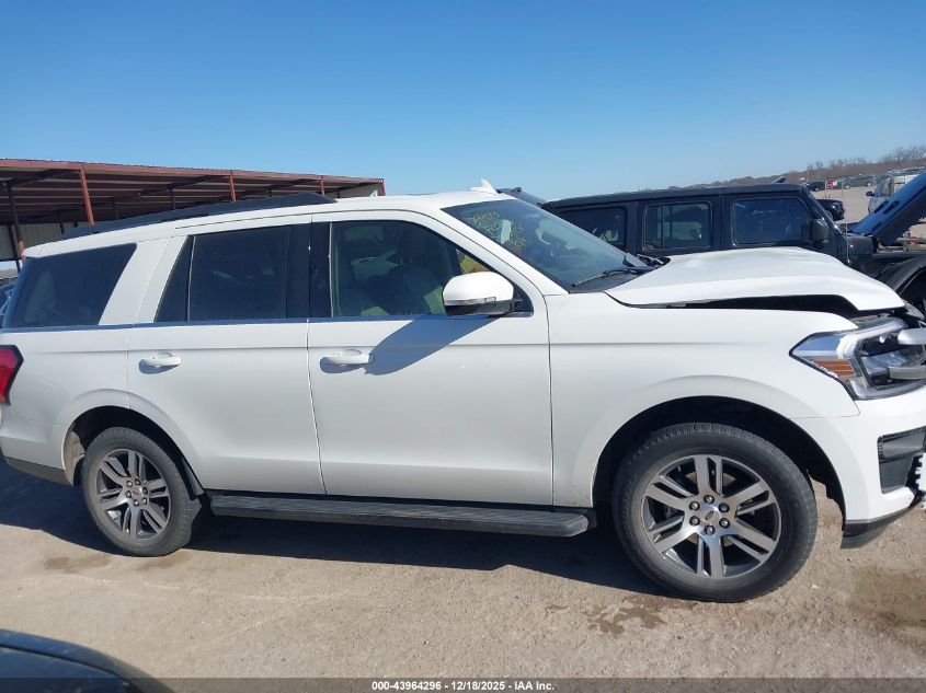 2024 Ford Expedition Xlt VIN: 1FMJU1H86REA39910 Lot: 43964296