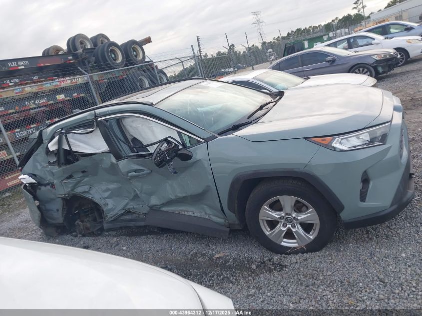 2019 Toyota Rav4 Xle VIN: 2T3W1RFV0KC026578 Lot: 43964312