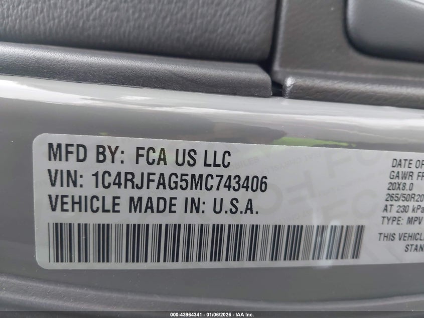 2021 Jeep Grand Cherokee - widok 9