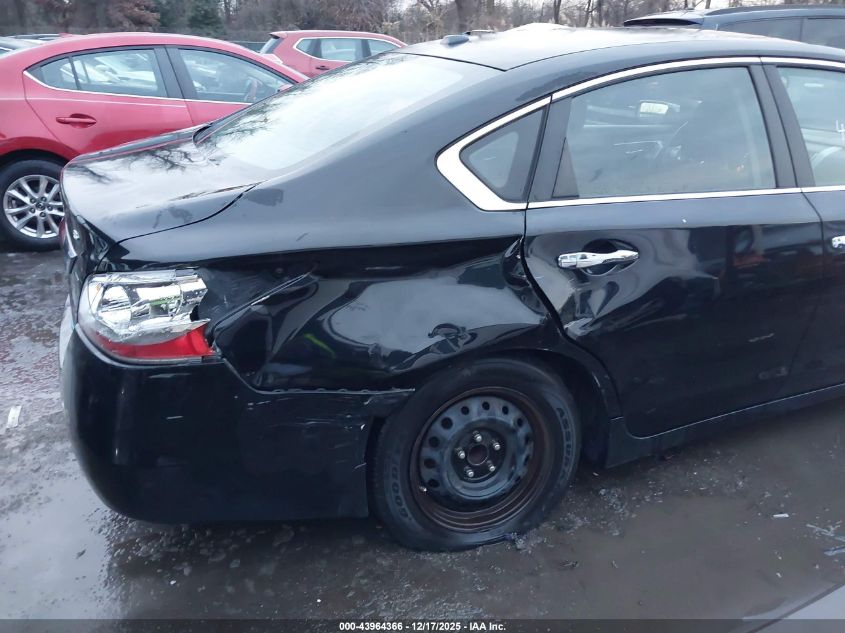 2014 Nissan Altima 2.5 S VIN: 1N4AL3AP5EN334288 Lot: 43964366