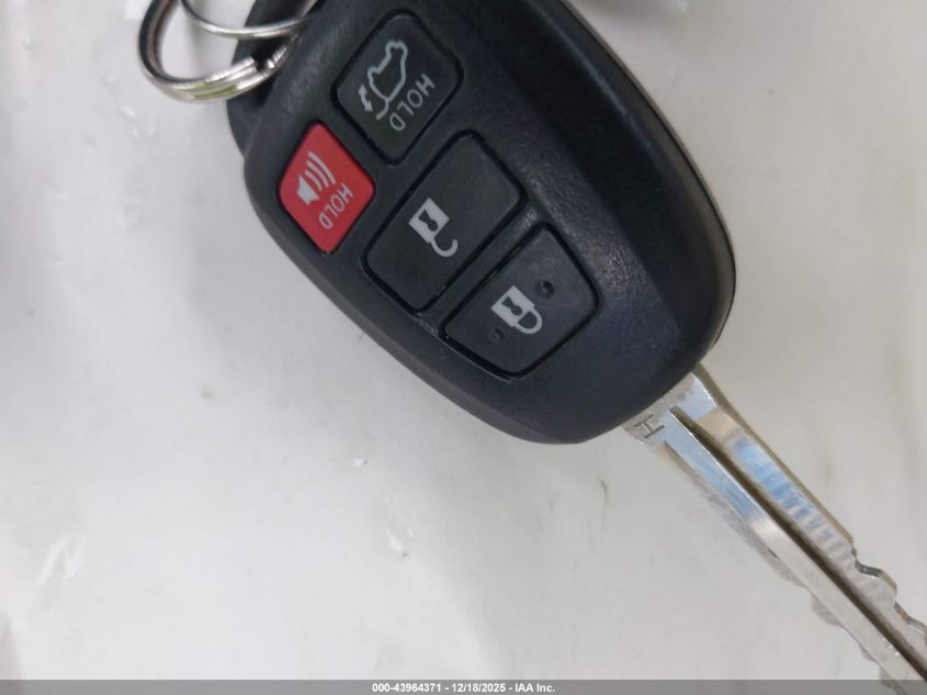 2017 Toyota Highlander Le Plus VIN: 5TDZZRFHXHS228448 Lot: 43964371