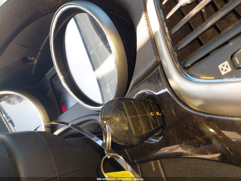 2011 Jeep Grand Cherokee Laredo VIN: 1J4RR4GG5BC590070 Lot: 43964412